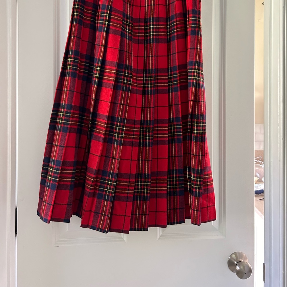 Vintage Sparrs skirt in worsted wool made in USA, size 8